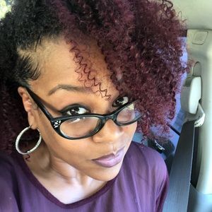 Meet your Posher, Michele